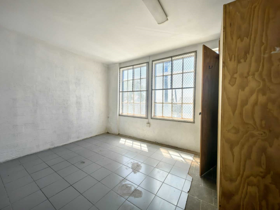 To Let commercial Property for Rent in Salt River Western Cape